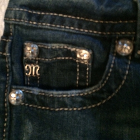 Miss Me Jeans - Picture 2 of 3