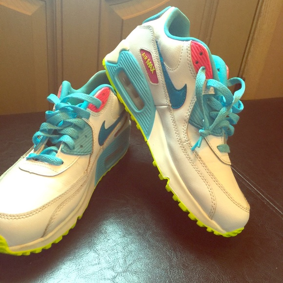 Nike air max gym shoes