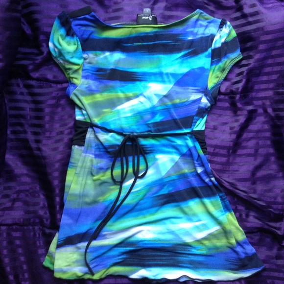 Nice Colorful Top - Picture 2 of 4