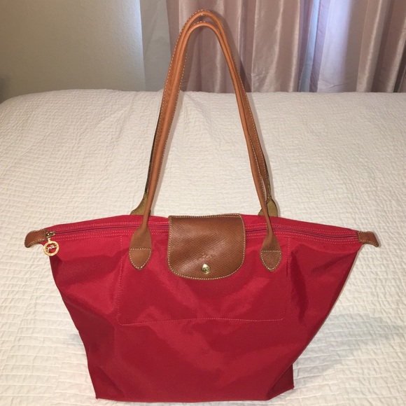 Large red "Le Pliage" Longchamp nylon tote