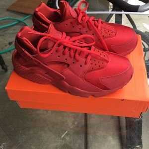 All red nikey huarache women size 6 1/2