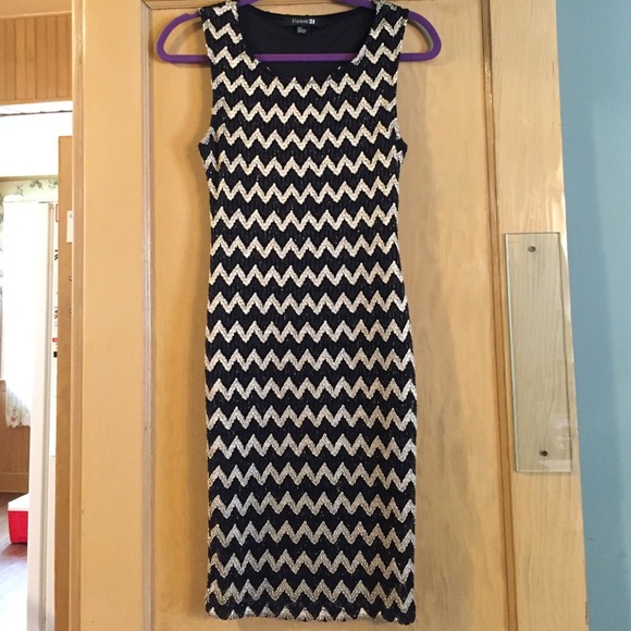 Sleeveless dress