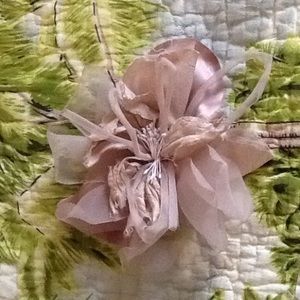 J crew flower pin