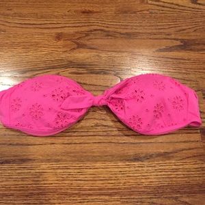 Strapless swim top