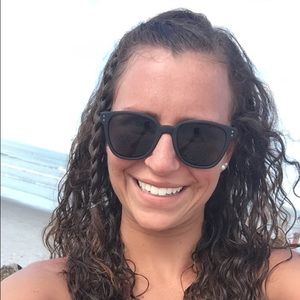 Meet your Posher, Kaitlyn