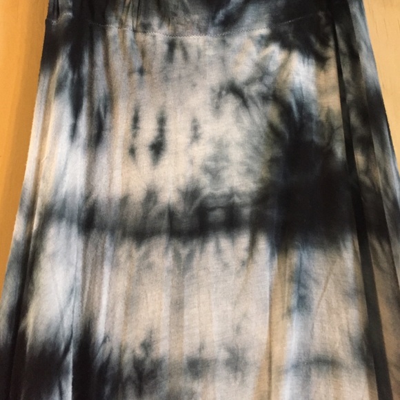 Tie dye maxi skirt - Picture 3 of 3