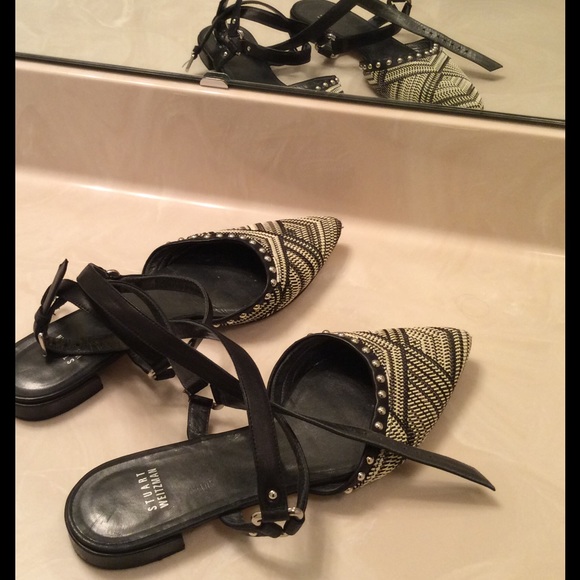 Stuart Weitzman Shoes - 🎉PARTY SALE🎊 Stuart Weitzman strappy flats