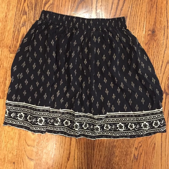 hollister printed skirt