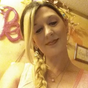 Meet your Posher, Daffiney