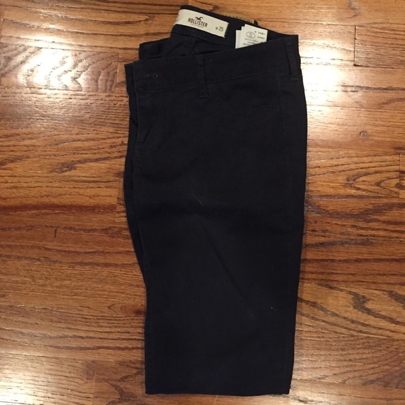 Navy hollister jeans - Picture 1 of 2