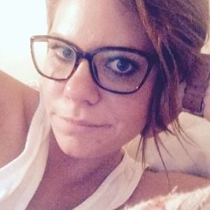 Meet your Posher, Becca