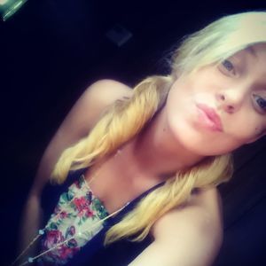 Meet your Posher, Ellie