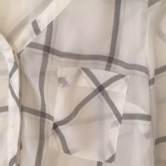 plaid popover. - Picture 3 of 3