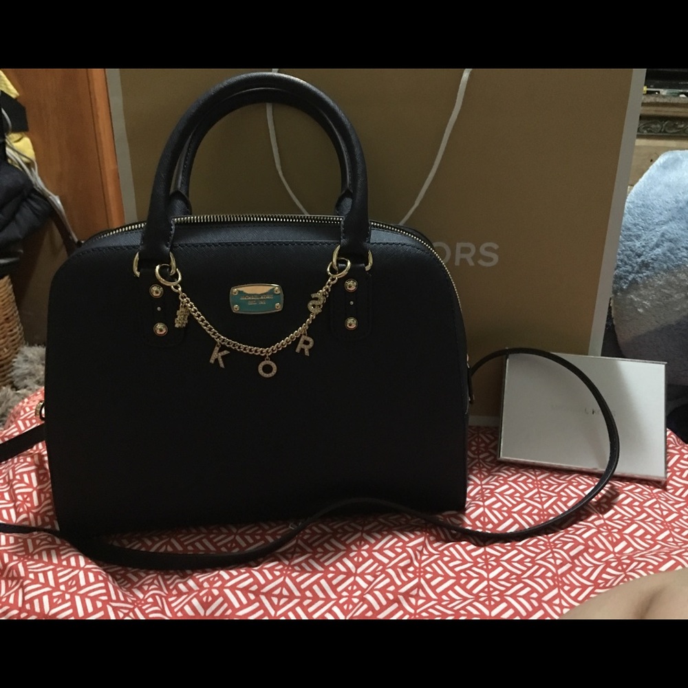 Meet your Posher, Irene