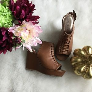 MADDEN GIRL WEDGES