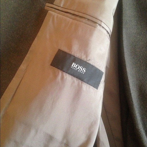 Hugo Boss men's two-piece suit *NEVER WORN* - Picture 3 of 4