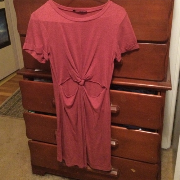 SOLD Pink Knotted Cut Out T- Shirt Dress - Picture 4 of 4