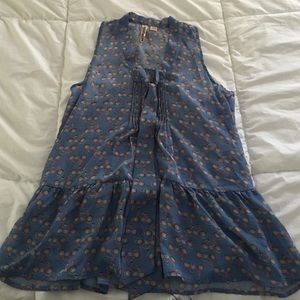 Sleeveless Summer Shirt (LIKE NEW)