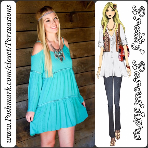 SOLD OUT 🌻Crochet Long Bell Sleeve A-Line Dress - Picture 4 of 4