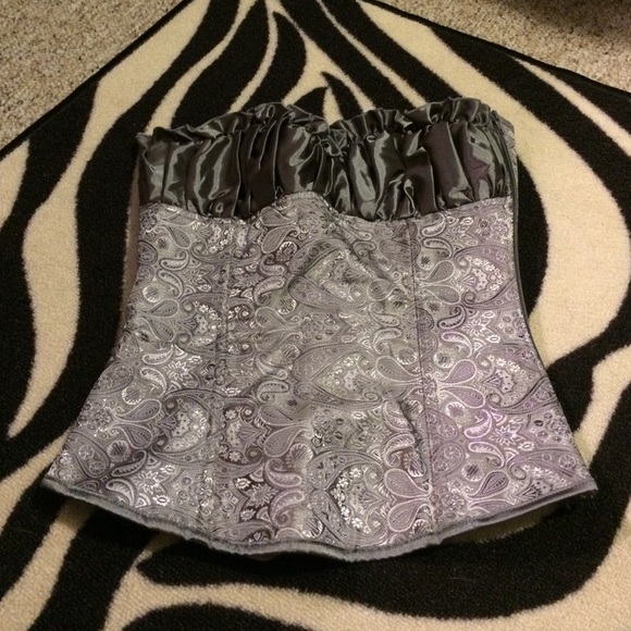 Silver strapless corset
