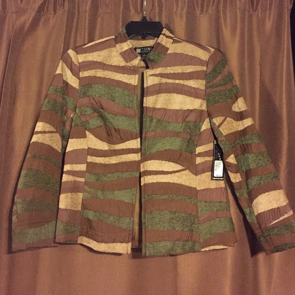 Brown and green patterned jacket