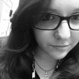 Meet your Posher, Holly