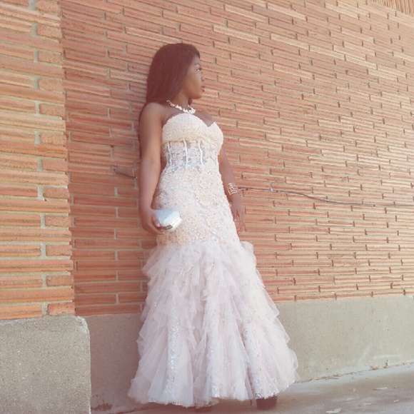 beautiful soft pink prom dress😍 - Picture 2 of 3