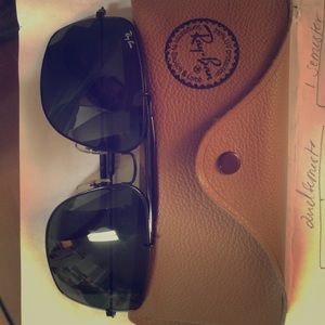 Ray ban sunglasses with case