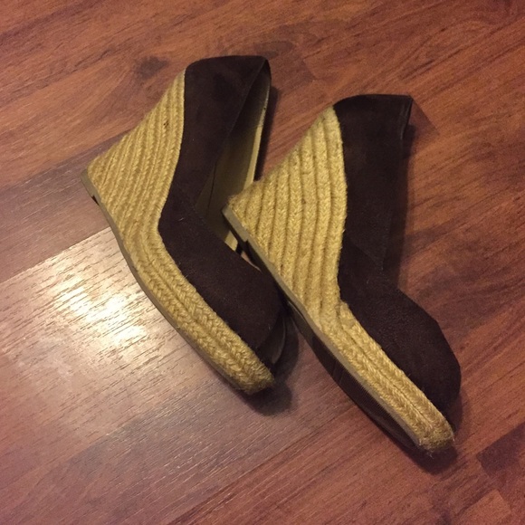 Wedges - Picture 2 of 2