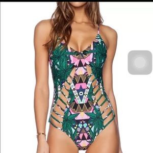 Printed cut out one piece swimsuit