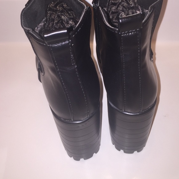 Chelsea Platform Booties - Picture 3 of 3