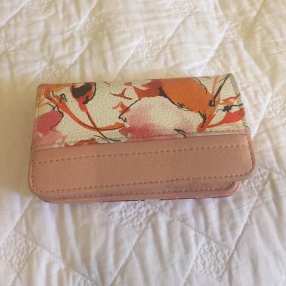 Pink flower print wallet.
