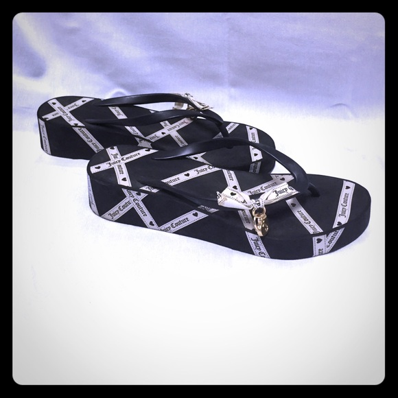 Juicy couture flip flops