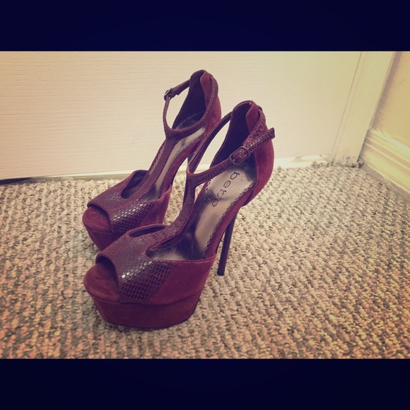 Bebe Burgundy stiletto
