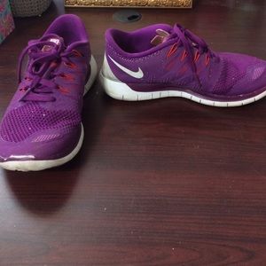 Nike Free Tennis Shoes