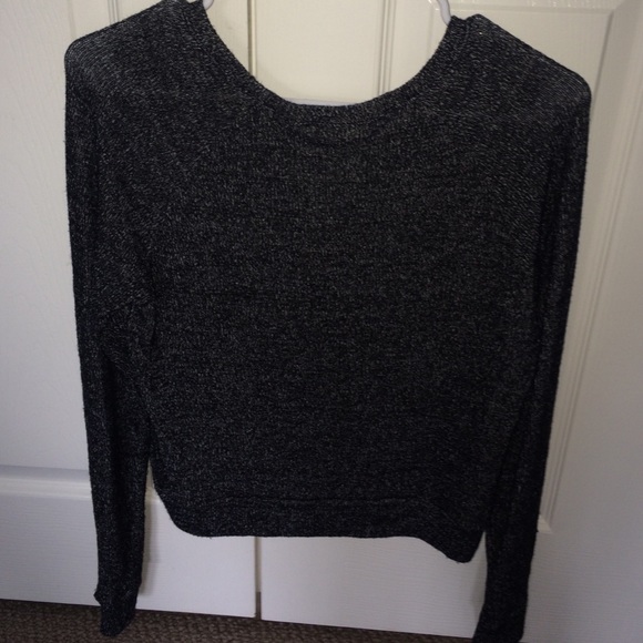 "Wild at Heart" Cropped Sweater - Picture 2 of 3