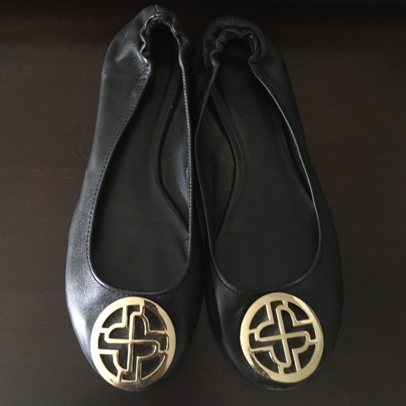 used Audrey Brooke flats