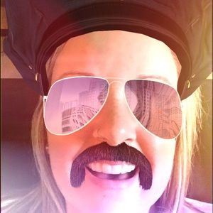 Meet your Posher, Jenny