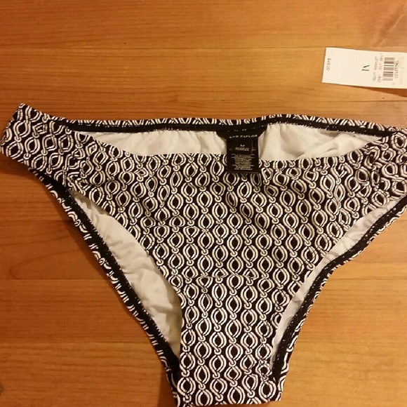 Patterned navy bikini bottom - Picture 1 of 3