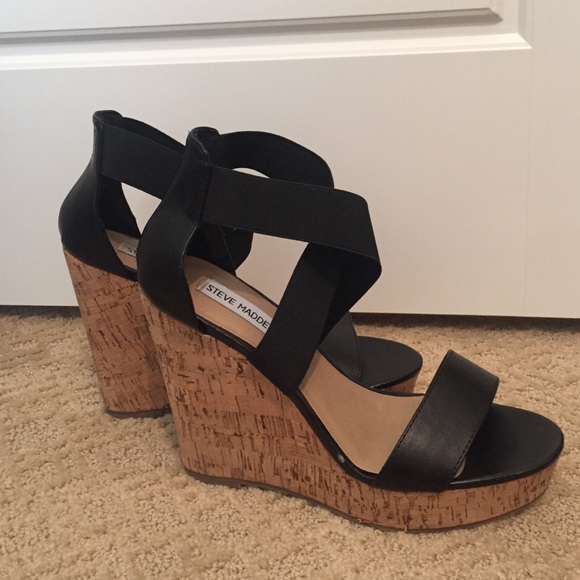 Steve Madden brand new and never worn wedges!