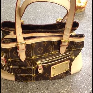 Inspired l.v shoulder bag