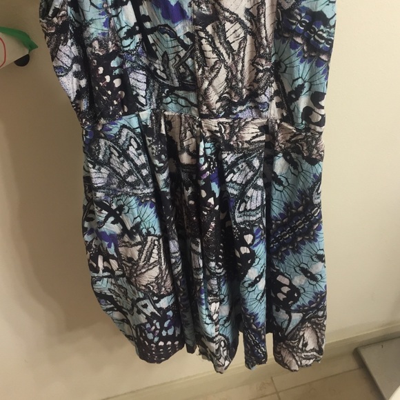 Day summer dress - Picture 3 of 3