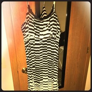 Black/white summer maxi dress