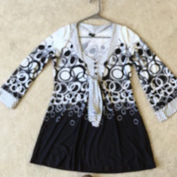 Olan maternity shirt