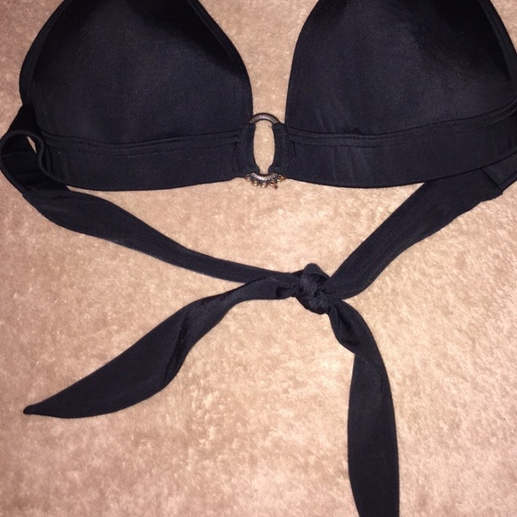 Victoria's Secret Women's Swim Top. Size Medium - Picture 2 of 4