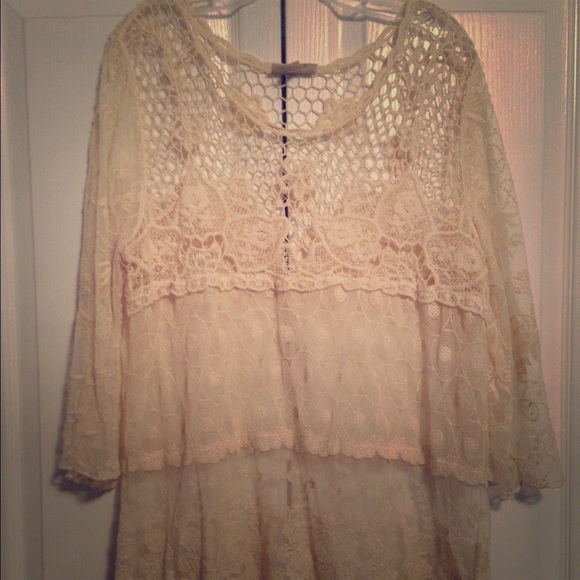 Beautiful crochet and lace tunic. XL.