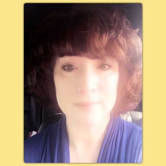 Meet your Posher, Colleen