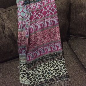 Printed scarf