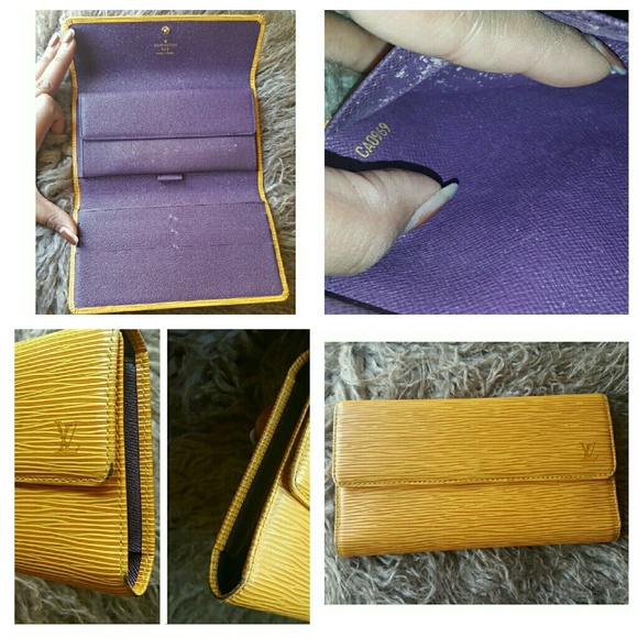 SOLD ON MERC@R! - Picture 3 of 3