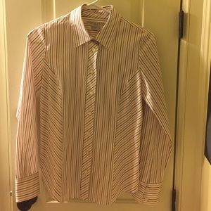 Button-up long sleeved shirt